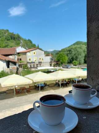 Апартаменты Riverside Guest House Риека-Црноевича Апартаменты-6